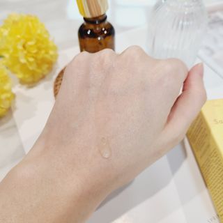 스킨큐어 산다화 비타민c 화이트닝 에센스 30ml — 4.5점을 준 리뷰어가 2023년 7월 올린 사용 사진