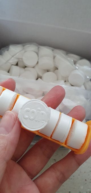 [올가드] 무방부제 대용량 코인티슈 500개입 + 휴대용케이스 1개 — 5점을 준 리뷰어가 2022년 12월 올린 사용 사진