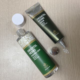 조아산코스메틱 승비 오리엔탈 허브 크림 + 승비 오리엔탈 허브 스킨 — 1.5점을 준 리뷰어가 2021년 11월 올린 사용 사진
