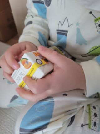 도이캄 착즙 완숙 토마토 200ml 12팩 무설탕 태국왕실 기내식주스 — 5점을 준 리뷰어가 2021년 2월 올린 사용 사진