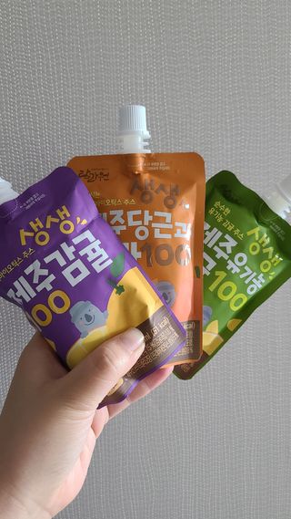 탐라원 건강 어린이 주스, 생생한 주스 3종 - 유기 감귤 주스, 당근과 사과 주스, 감귤 주스 — 5점을 준 리뷰어가 2021년 10월 올린 사용 사진