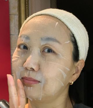 세뚜아(Cettua) [세뚜아] 모이스처 밸런싱 페이셜 마스크 Cettua Moisture Balancing Facial Mask 5매 — 5점을 준 리뷰어가 2023년 12월 올린 사용 사진