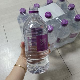 몽베스트 MONTBEST 1L 12입 — 5점을 준 리뷰어가 2022년 1월 올린 사용 사진