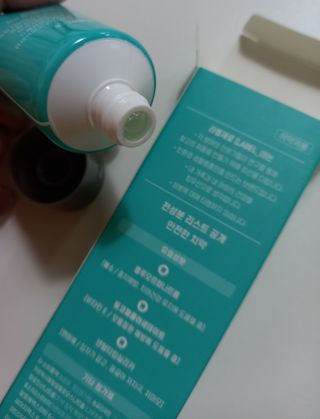 치과에서 쓰는 치약 _ 라벨제로 저불소 꼬마, 키즈, 유아, 베이비, 주니어 안전한 어린이치약 — 5점을 준 리뷰어가 2022년 12월 올린 사용 사진