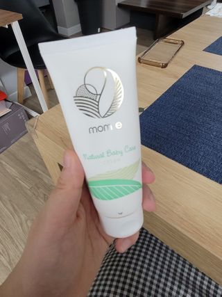 mom e 맘이 내추럴 베이비 케어 크림+바디오일 — 4점을 준 리뷰어가 2021년 1월 올린 사용 사진