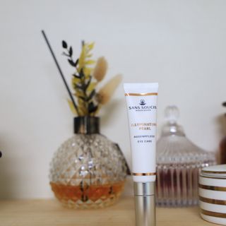 산수시 일루미네이팅 펄 영양 다크서클 스틱 아이 크림 케어 15ml — 5점을 준 리뷰어가 2021년 6월 올린 사용 사진