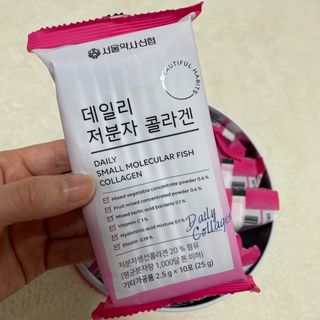 서울약사신협_데일리저분자콜라겐_2.5g x 100포 — 5점을 준 리뷰어가 2021년 5월 올린 사용 사진
