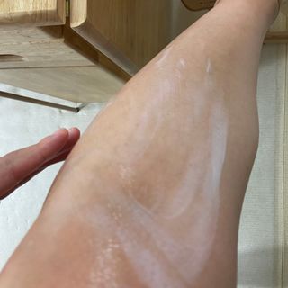 [후르디아] 복숭아 바디워시+바디에센스 세트 — 5점을 준 리뷰어가 2021년 11월 올린 사용 사진