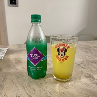 몽베스트 Montbest with Sparkling water Plain 20병 — 5점을 준 리뷰어가 2022년 7월 올린 사용 사진