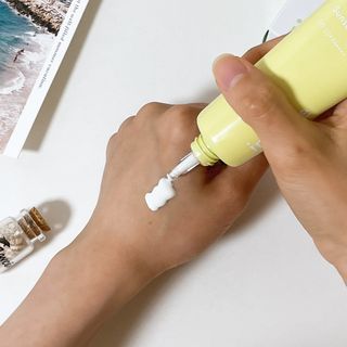 아이레시피 마일드시카 브라이트닝 업 선스크린 SPF50+ PA++++ — 5점을 준 리뷰어가 2023년 6월 올린 사용 사진