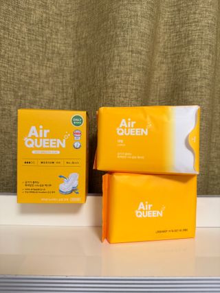 에어퀸 뉴브레스 유기농 생리대 4종 (팬티라이너 20P + 중형 10P + 대형 10P + 오버나이트 8P)_체험단 2차 — 5점을 준 리뷰어가 2024년 11월 올린 사용 사진