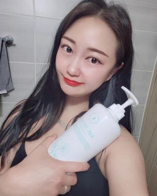 [닥터문] 센텔라 시카케어 화이트머스크 바디워시 1000ml — 5점을 준 리뷰어가 2023년 7월 올린 사용 사진