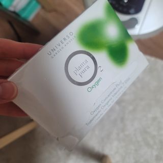 유니베르소 산소앰플 7일 집중케어 앰플 — 5점을 준 리뷰어가 2021년 6월 올린 사용 사진