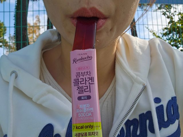 나우 [티젠] 콤부차 콜라겐 젤리 피치 리뷰 사진