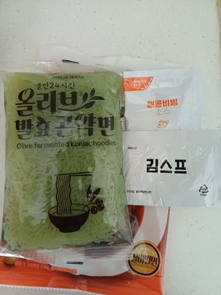 클린24시간 올리브 발효곤약면 찰비빔면 1세트-(3봉) — 4점을 준 리뷰어가 2024년 3월 올린 사용 사진
