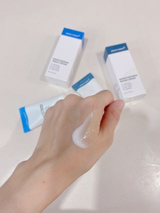 더마포레스트 마데카소사이드 리페어 크림,  모이스처라이징 아쿠아크림 — 5점을 준 리뷰어가 2021년 8월 올린 사용 사진