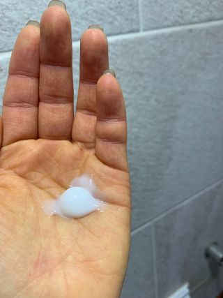 [후르디아] 복숭아 바디워시+바디에센스 세트 — 5점을 준 리뷰어가 2021년 11월 올린 사용 사진