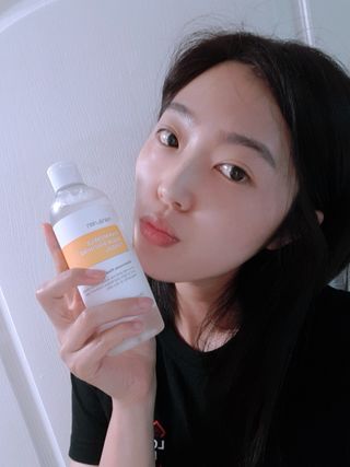 나나스킨 캐모마일아쿠아수딩토너 — 5점을 준 리뷰어가 2021년 5월 올린 사용 사진