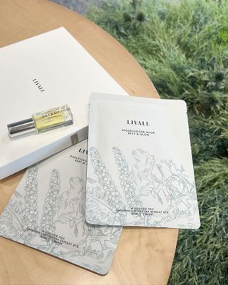 리브얼 | LIVALL 바이오셀룰로오스 마스크 레스트 앤 글로우 33ml  x 3개입 — 5점을 준 리뷰어가 2022년 6월 올린 사용 사진