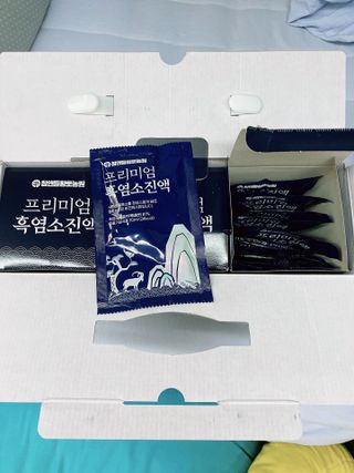 참앤들황토농원 국내산 흑염소를 정성스럽게 담은, 프리미엄 흑염소 진액 70ml x 30포 1박스 — 4.5점을 준 리뷰어가 2023년 1월 올린 사용 사진