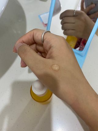 체르엠 스템앤셀 비타민 브라이트닝 에센스 30ml 1개 — 5점을 준 리뷰어가 2021년 12월 올린 사용 사진