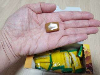 (주) 피치코리아 믹스커피캔디76g x2개입 — 5점을 준 리뷰어가 2022년 11월 올린 사용 사진