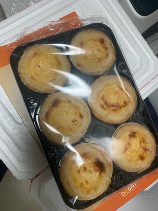디앙뜨 포르투갈 에그타르트 오리지널 맛+패션후르츠+초콜릿타르트 맛 중 택1 — 4점을 준 리뷰어가 2021년 8월 올린 사용 사진