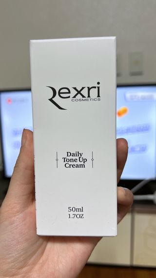 렉스리 데일리 톤업 크림 Rexri Daily Tone Up Cream — 5점을 준 리뷰어가 2022년 7월 올린 사용 사진