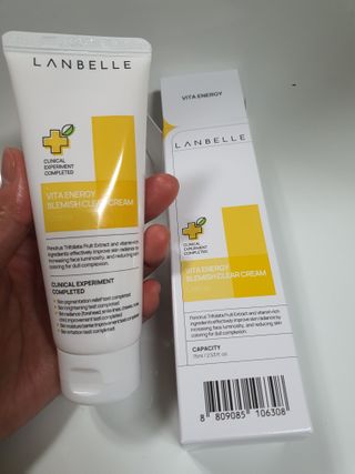 랑벨 비타 에너지 잡티 크림 75ml (피부 속 기미완화크림) — 5점을 준 리뷰어가 2022년 5월 올린 사용 사진