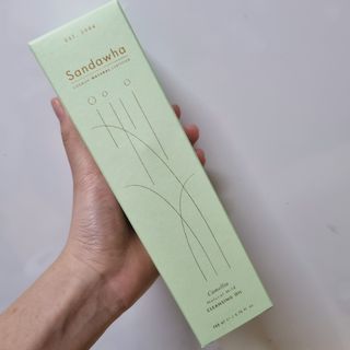 스킨큐어 산다화 순한 클렌징 동백 오일 200ml — 5점을 준 리뷰어가 2023년 4월 올린 사용 사진