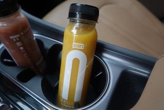 BLENDY'S 핑크 스무디+블론디 스무디 — 4점을 준 리뷰어가 2021년 10월 올린 사용 사진