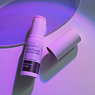 리더스코스메틱 리더스 퍼스트 샷 에센스 스틱 2종 — 4.5점을 준 리뷰어가 2022년 4월 올린 사용 사진