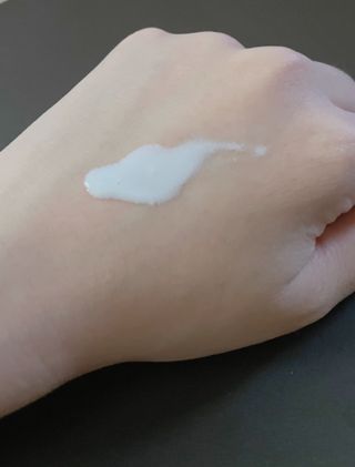 아이레시피 모이스트터치 스포츠 선밀크 50ml (SPF50+ PA+++) — 4.5점을 준 리뷰어가 2023년 6월 올린 사용 사진