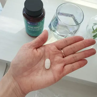 짱스마일 락토페린 프리미엄 정 1000ml x 60정 — 5점을 준 리뷰어가 2023년 1월 올린 사용 사진
