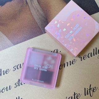 [블랙루즈] 크리스탈 하트 락 섀도우 4종 중 택1 — 4.5점을 준 리뷰어가 2021년 1월 올린 사용 사진