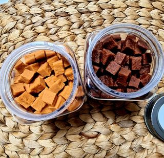 페페로니 진짜 오메가3 연어+소고기 180g+180g — 5점을 준 리뷰어가 2021년 7월 올린 사용 사진