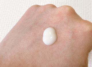 더사가오브수 [사가수] 에센스와 로션을 한 병에 담아 편안하고 산뜻하게, 효혜윤 보태니컬에너지 에센스인로션 — 5점을 준 리뷰어가 2023년 4월 올린 사용 사진