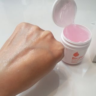바이오오일 [바이오-오일] 드라이 스킨 젤 100ml — 5점을 준 리뷰어가 2021년 9월 올린 사용 사진