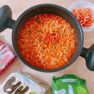 [풀무원] 자연은맛있다 정면, 백면, 홍면  세트 — 5점을 준 리뷰어가 2021년 4월 올린 사용 사진