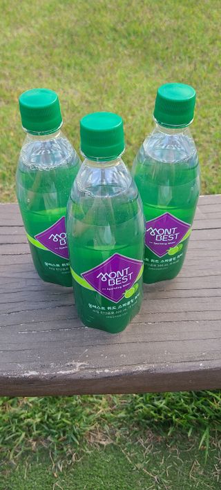 몽베스트 Montbest with Sparkling water Lime20병 — 5점을 준 리뷰어가 2022년 5월 올린 사용 사진