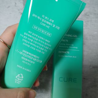 김정문알로에 큐어 큐어 맥시 알로에베라 겔 크림 — 5점을 준 리뷰어가 2021년 2월 올린 사용 사진