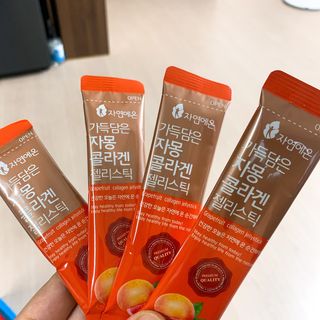 자연에온 핑크 자몽 착즙 100mL 10개입 1BOX +가 득담은 자몽 콜라겐 젤리스틱 1BOX — 5점을 준 리뷰어가 2021년 7월 올린 사용 사진