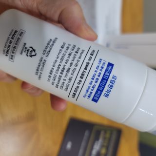 [바이로담] 저자극 약산성버블 폼 폼클렌징 150ml — 5점을 준 리뷰어가 2021년 3월 올린 사용 사진