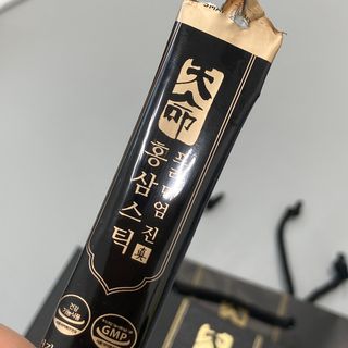 헬스업_천명진프리미엄홍삼스틱_10ml x 30포 — 5점을 준 리뷰어가 2021년 2월 올린 사용 사진