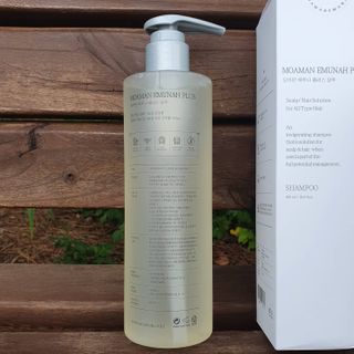 MOAMANEMUNAH 모아만에무나 플러스 두피 탈모 완화 기능성 샴푸 — 5점을 준 리뷰어가 2021년 8월 올린 사용 사진