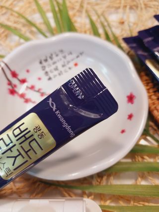 광동생활건강 나우 [광동] 배도라지 쌍화스틱 10mL x 100포 — 5점을 준 리뷰어가 2023년 3월 올린 사용 사진