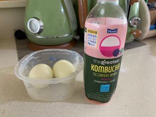더그레잇티 콤부차 [매일유업] 더그레잇티 44kcal 콤부차 300ml *12개입 (오리지널 6개+베리리치 6개) — 4점을 준 리뷰어가 2023년 8월 올린 사용 사진