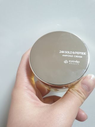아이앤립 / EYENLIP 아이앤립 24K 골드 N 펩타이드 앰플 크림 — 5점을 준 리뷰어가 2021년 6월 올린 사용 사진