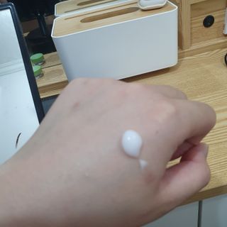 에스트라 아토베리어365 하이드로 수딩크림 — 4.5점을 준 리뷰어가 2022년 6월 올린 사용 사진