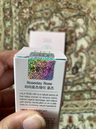 라라로즈데이 시즌2 천연 아로마오일 Y존 케어 속옷향수 이너퍼퓸 5ml  여성의 자존감을 UP시키자 — 5점을 준 리뷰어가 2021년 9월 올린 사용 사진
